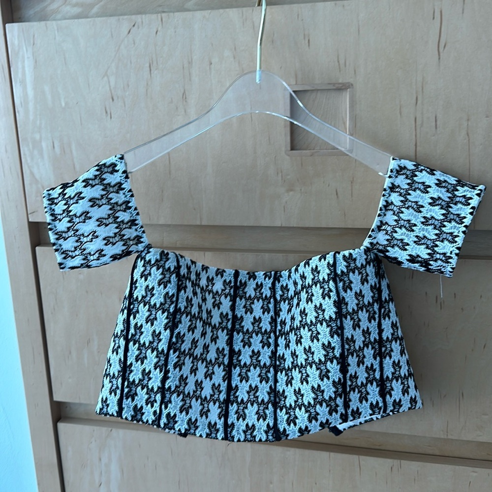 Stylish crop top Maje